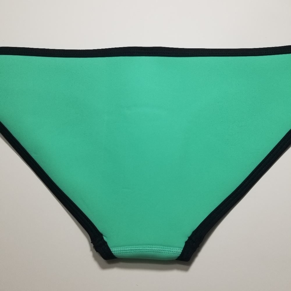 118B Triangl Teal with Black Border - Picture 2 of 4